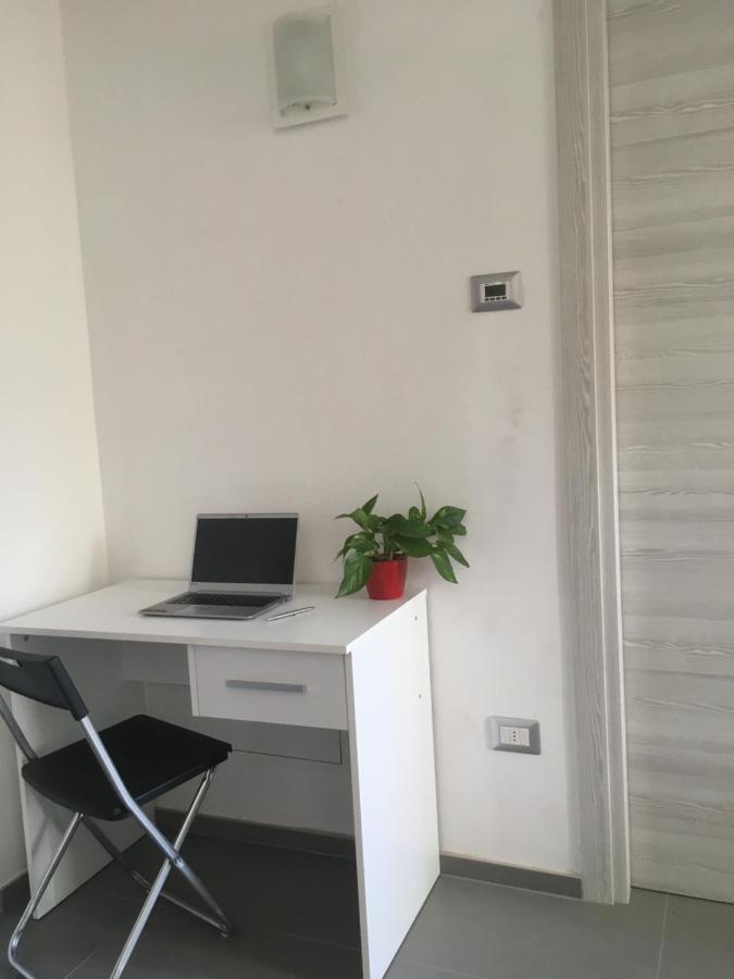 Dea Del Salento Apartment Lecce Luaran gambar